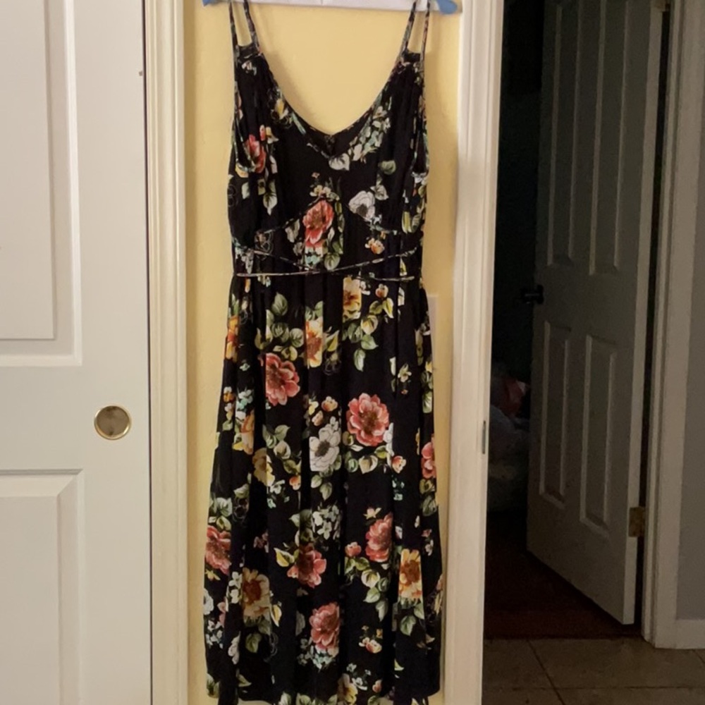 Torrid Floral Black Tea Length Sundress Size 1